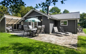 Amazing Home In Humble With Sauna, Humble